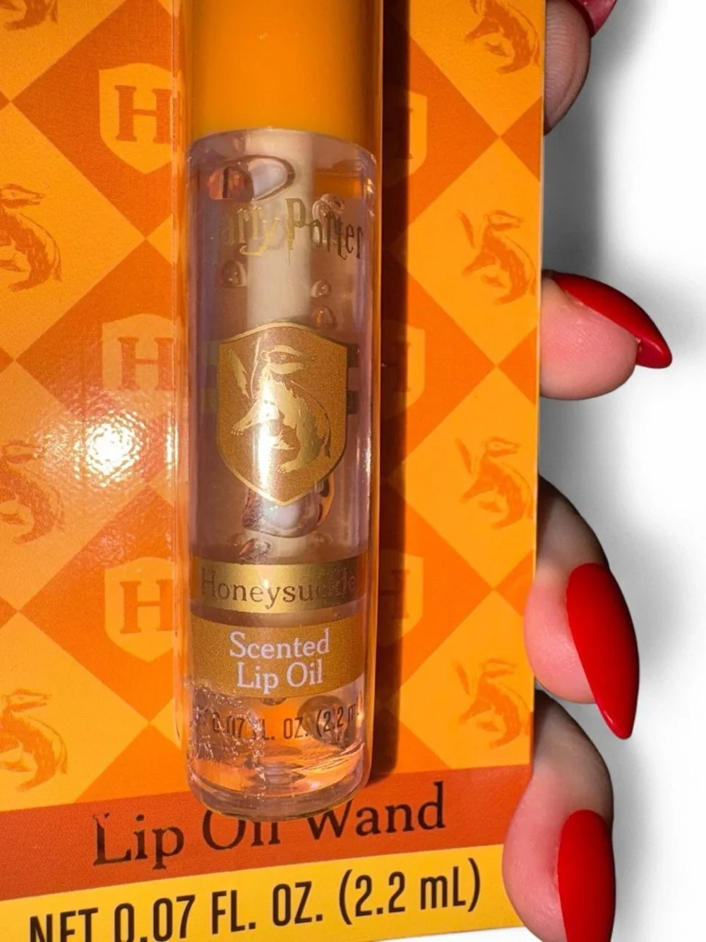 ✨ BRAND NEW Harry Potter Hufflepuff Lip Oil Wand - Honeysuckle Scented